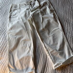Nine West Women’s White Cargo Pants